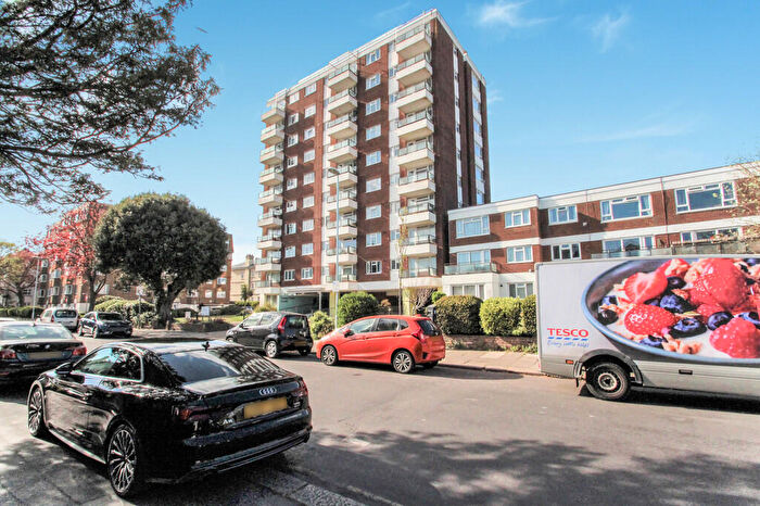 1 Bedroom Flat To Rent In Shelley Road, Worthing, BN11