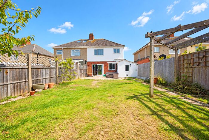 3 Bedroom Semi-Detached House For Sale In Bryn Road, Weymouth, DT4