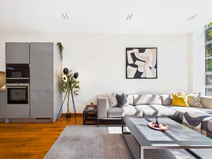 1 Bedroom Flat To Rent In Camden Town, NW1