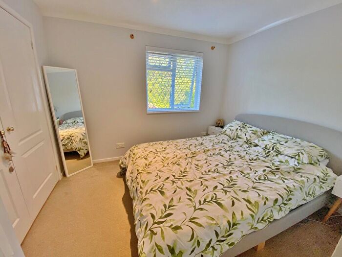 2 Bedroom End Of Terrace House For Sale In Florentine Way, Waterlooville, PO7