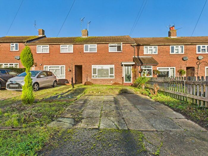 3 Bedroom Semi-Detached House To Rent In Rowan Close, Beaconsfield, HP9