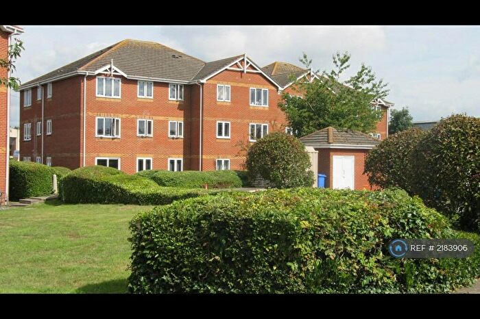 1 Bedroom Flat To Rent In Kings Lodge, Benfleet, SS7