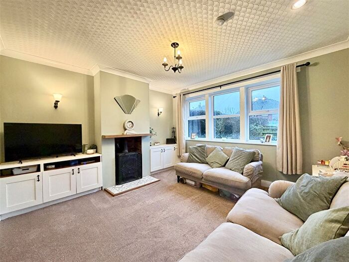 3 Bedroom Property For Sale In Carrfield Road, Barwick In Elmet, Leeds, LS15