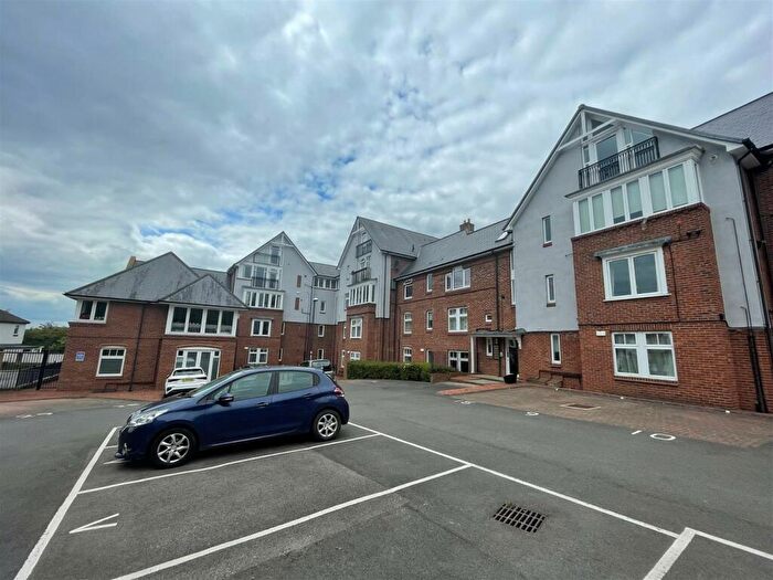 2 Bedroom Apartment To Rent In Monument Court, Durham, DH1