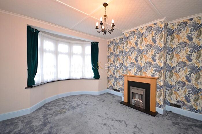 4 Bedroom Terraced House To Rent In Rose Glen, Romford, Essex., RM7