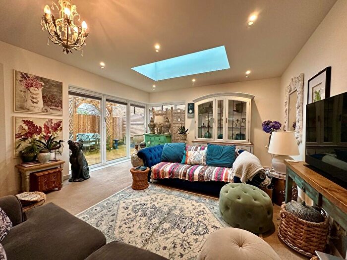 2 Bedroom Retirement Property For Sale In Canon Woods Close, DT9