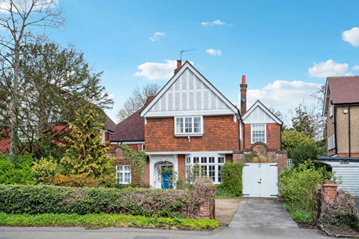 5 Bedroom Detached House For Sale In Elm Park Road, Pinner, HA5