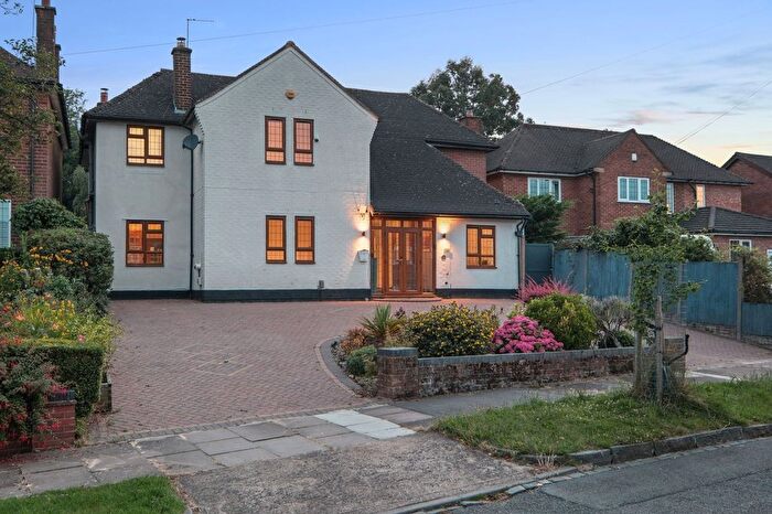 4 Bedroom Detached House For Sale In Grassmoor Road, Birmingham, B38