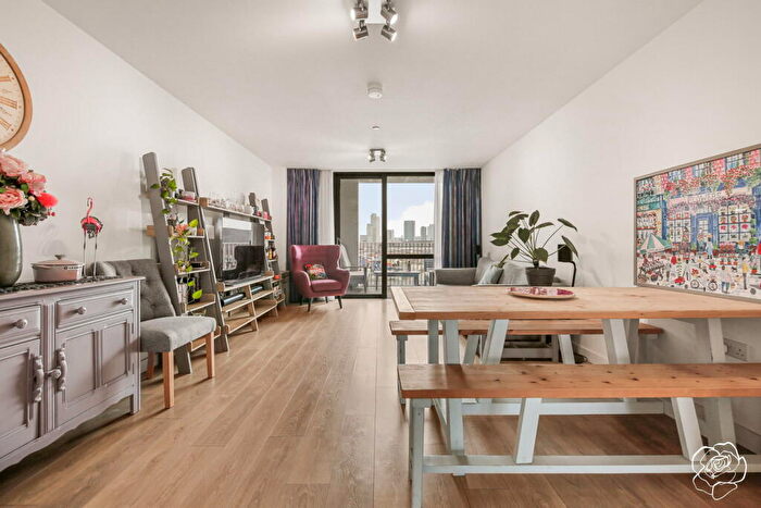 3 Bedroom Apartment For Sale In Braithwaite House, Forrester Way, Stratford, E15