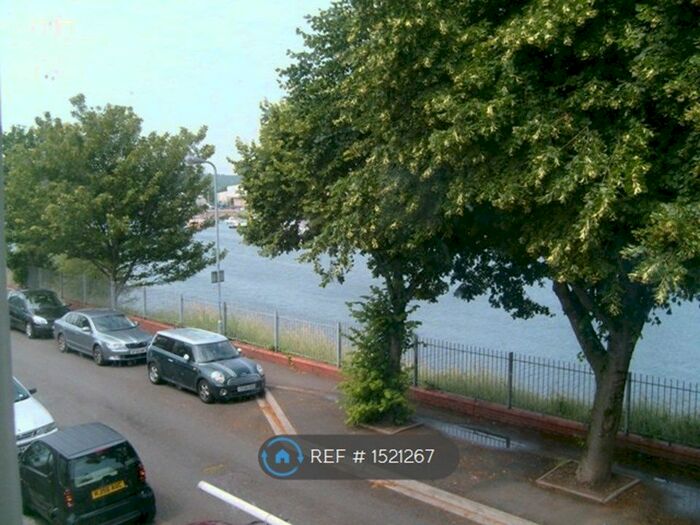 4 Bedroom End Of Terrace House To Rent In Clarence Embankment, Cardiff, CF10