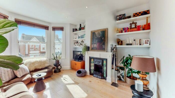 3 Bedroom Flat To Rent In First Floor, Ancona Road, Kensal Rise, London, NW10