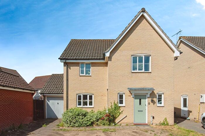 3 Bedroom Detached House For Sale In Windmill Close, Lakenheath, Brandon, IP27