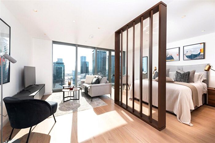 Apartment For Sale In Landmark Pinnacle, Marsh Wall, London, E14