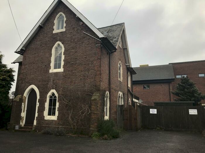 1 Bedroom Apartment To Rent In Waterloo Road, Freemantle, SO15