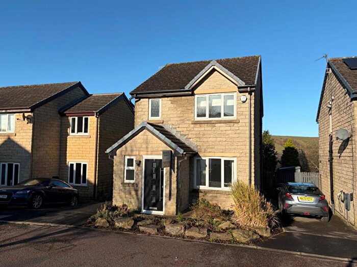3 Bedroom Detached House To Rent In Crofters Bank, Loveclough, Rossendale, BB4