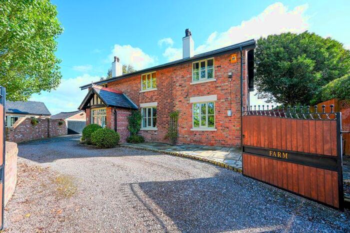 4 Bedroom Detached House For Sale In Red Cat Lane, Burscough, L40