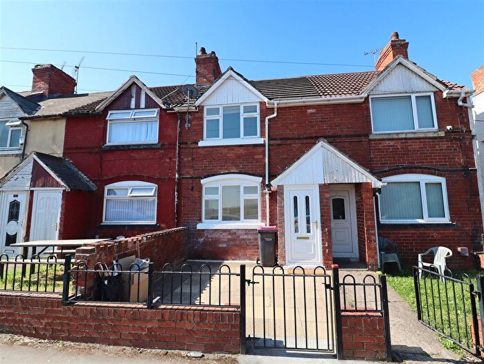 3 Bedroom Terraced House For Sale In Doe Quarry Lane, Dinnington, Sheffield., S25