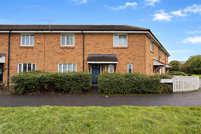 2 Bedroom Terraced House For Sale In New College Walk, Swindon, SN3