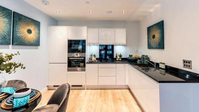 1 Bedroom Flat To Rent In Regency Heights, Acton, London, NW10