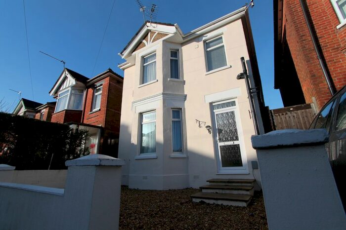 5 Bedroom Property To Rent In Sedgley Road, Winton, Bournemouth, BH9