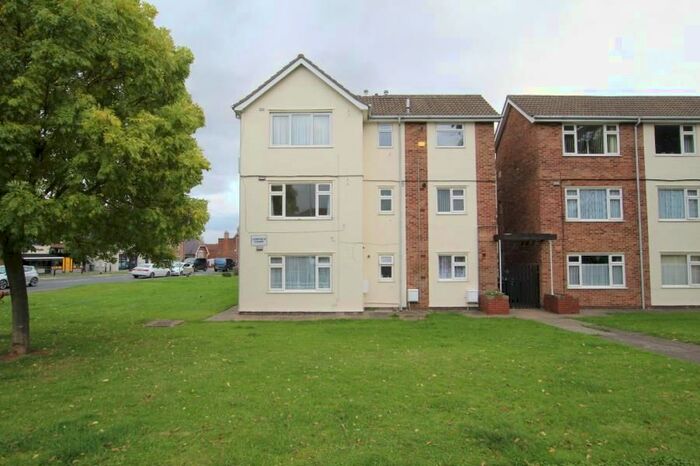 1 Bedroom Flat To Rent In Lowfield Court, Anlaby HU10
