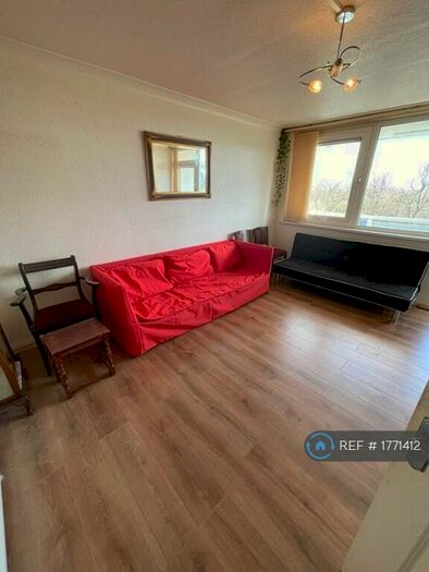 2 Bedroom Flat To Rent In Kendal Tower, Birmingham, B17
