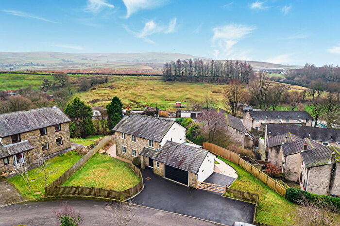 4 Bedroom Detached House For Sale In Shepherds Green, Rossendale, BB4