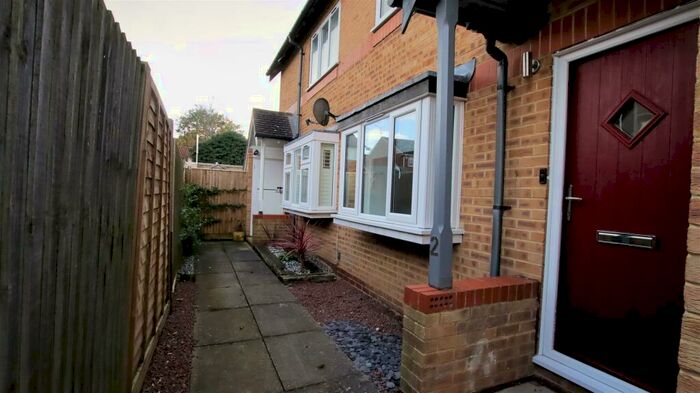 2 Bedroom House To Rent In Hirstwood, Tilehurst, Reading, RG30