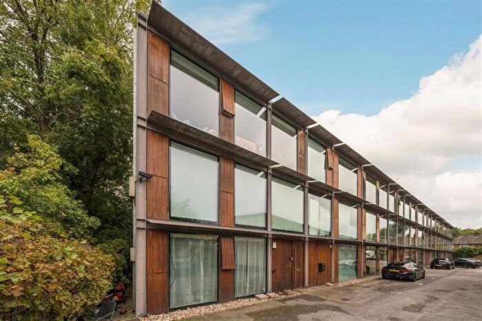 2 Bedroom Flat To Rent In Mulberry Place, Eltham, SE9
