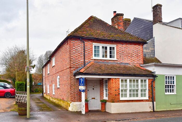 3 Bedroom Semi-Detached House For Sale In High Street, Nettlebed, RG9