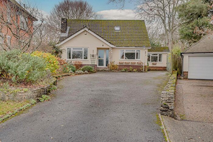 4 Bedroom House For Sale In Parklands Close, Chandler's Ford, Hampshire, SO53