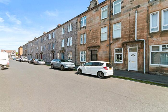 1 Bedroom Flat To Rent In Wallace Street, Dumbarton, West Dunbartonshire, G82