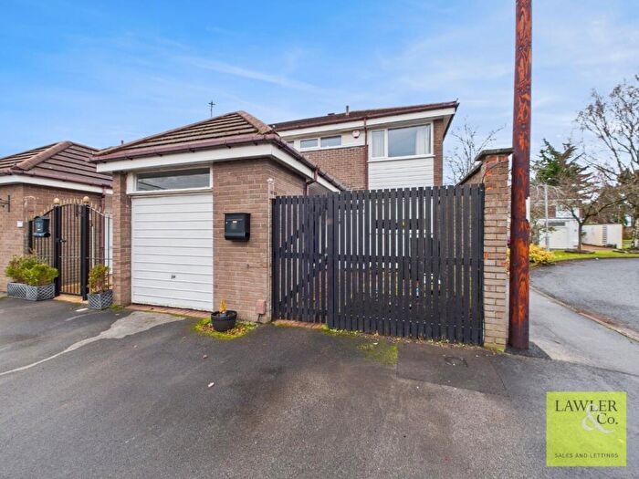 3 Bedroom End Of Terrace House For Sale In Portland Close, Hazel Grove, SK7