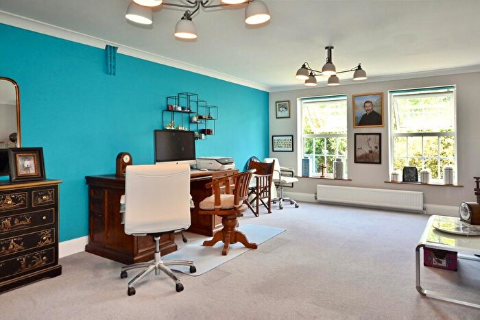 4 Bedroom Detached House For Sale In Blyth Hall, Blyth, Worksop, Nottinghamshire, S81
