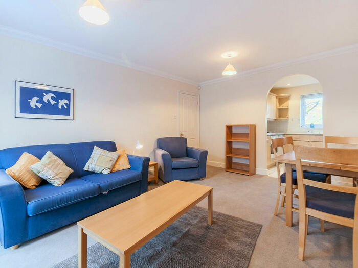 2 Bedroom Apartment To Rent In Barton Road, Headington, OX3