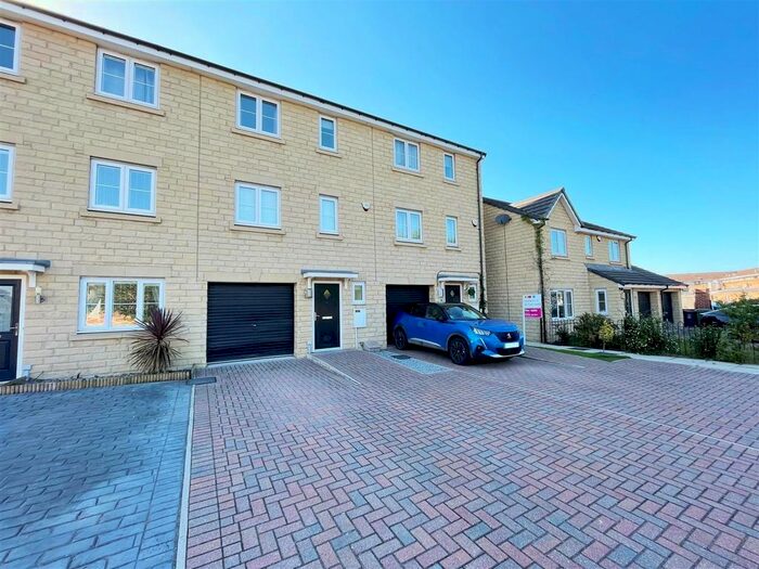4 Bedroom Terraced House To Rent In Cath Hill Close, The Paddock, Seaton Carew, Hartlepool, TS25