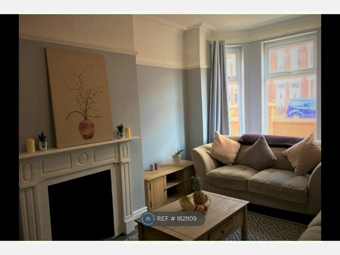 4 Bedroom End Of Terrace House To Rent In Seedley Park Road, Salford, M6