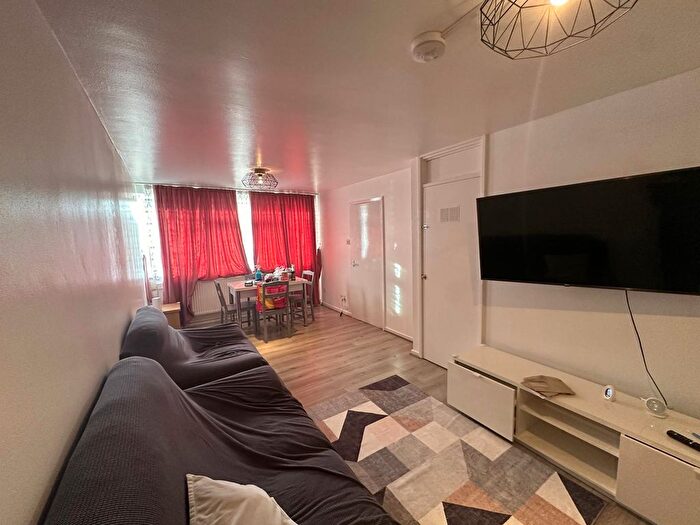 1 Bedroom Flat To Rent In Blaydon Close, Tottenham, N17