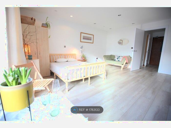 Studio To Rent In Manchester, Manchester, M50