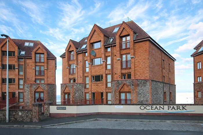 3 Bedroom Penthouse For Sale In Ocean Park, Westward Ho!, EX39