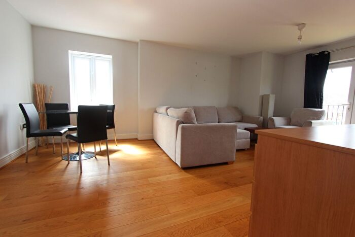 2 Bedroom Flat To Rent In Juxon Close, Harrow, HA3