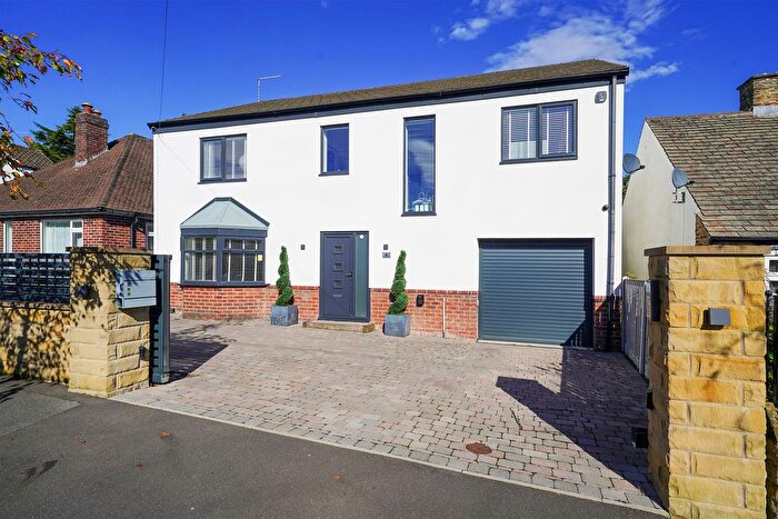 5 Bedroom Detached House For Sale In Kerwin Road, Sheffield, S17