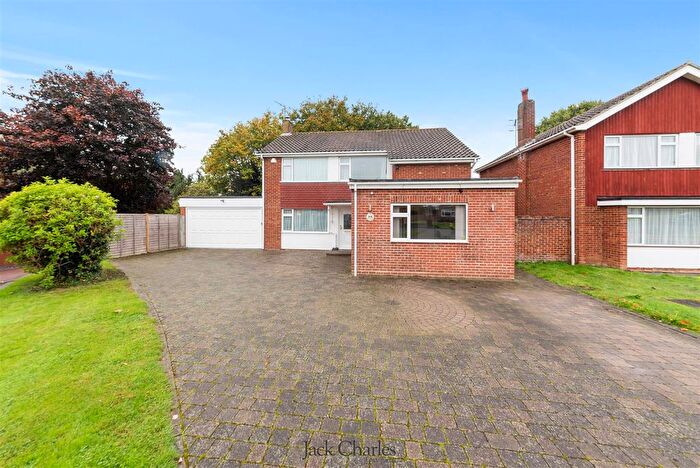 5 Bedroom Detached House For Sale In Correnden Road, Tonbridge, TN10