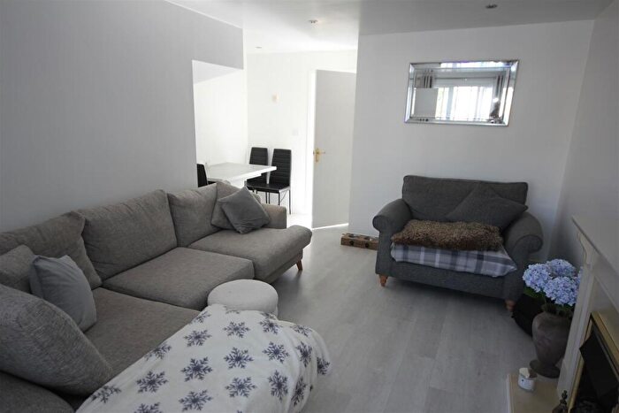3 Bedroom End Of Terrace House To Rent In Jasmine Court, Whiteley, Fareham, PO15