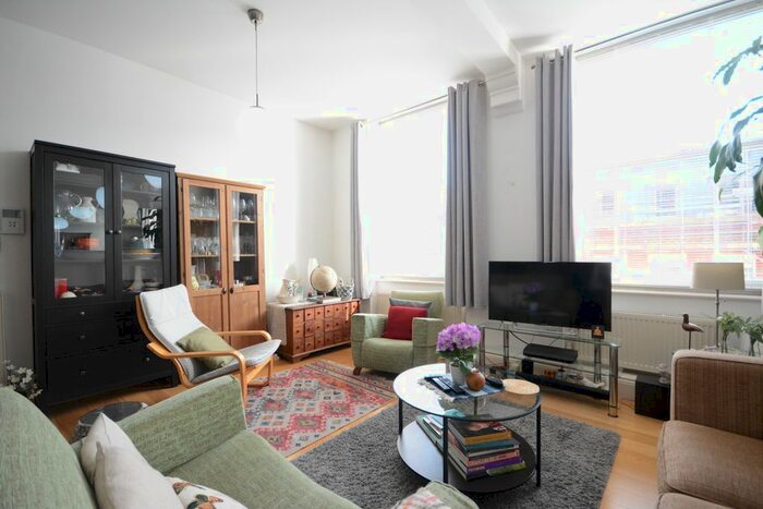 2 Bedroom Flat To Rent In A Hollowstone, Lace Market, Nottingham, NG1