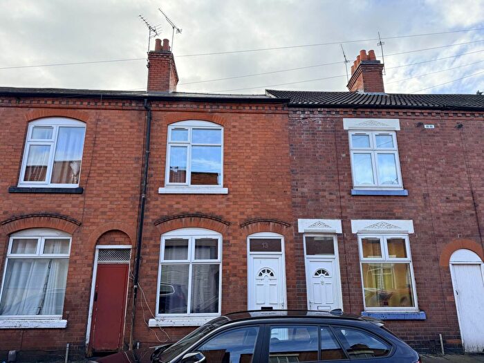 2 Bedroom Terraced House For Sale In Raymond Road, Leicester, LE3