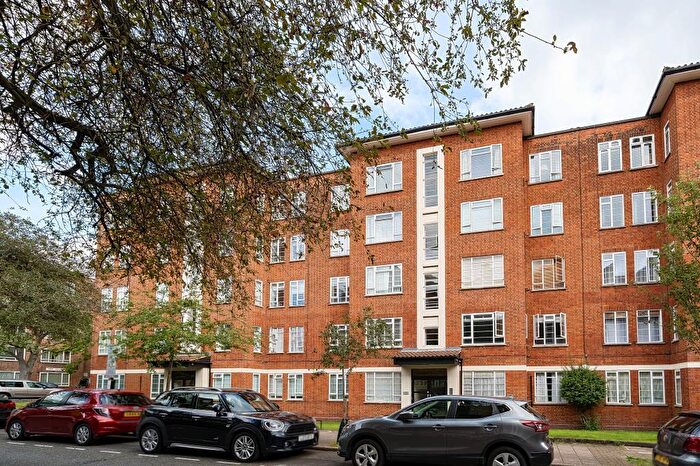 1 Bedroom Flat For Sale In Townshend Court, St Johns Wood, NW8