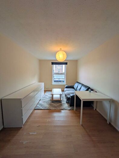 1 Bedroom Flat To Rent In Latchingdon Court, Walthamstow, E17