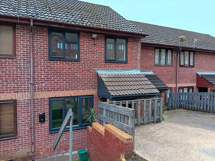 2 Bedroom Terraced House To Rent In Ffynnon Wen, Clydach, Swansea, City And County Of Swansea., SA6