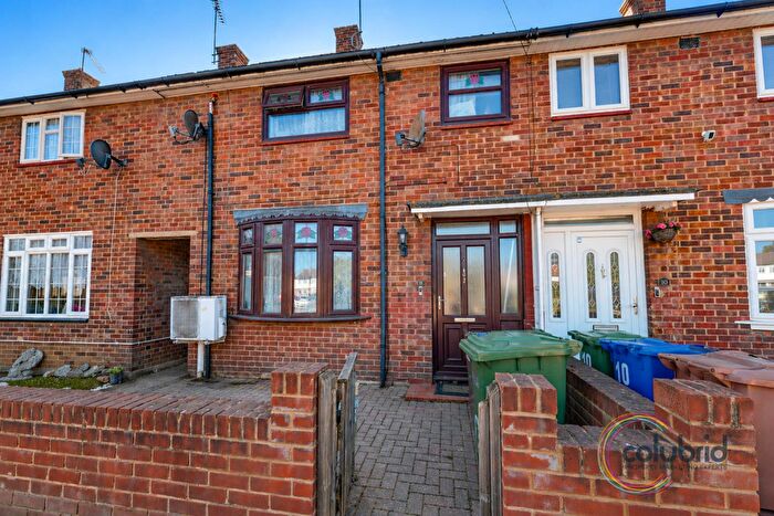 3 Bedroom Terraced House For Sale In Loman Path, South Ockendon, RM15